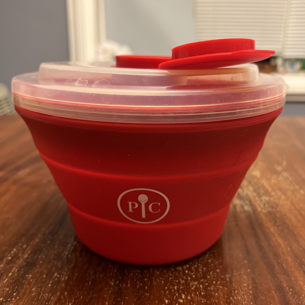 Pampered Chef Microwave Popcorn Maker 1457 Red Collapsible Silicone